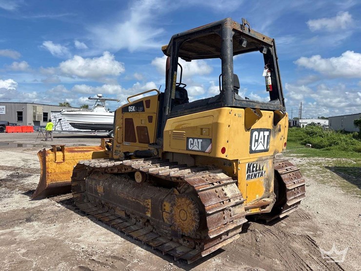 2013-caterpillar-d5k2-image-4