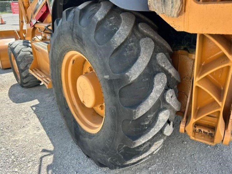 2006-case-580sm-image-69