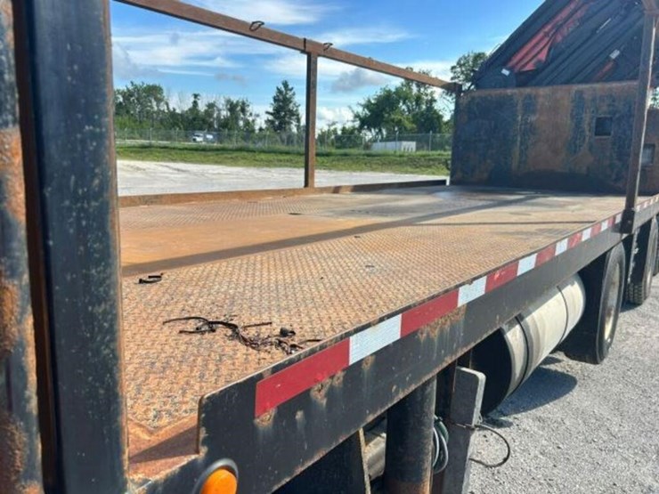 2001-kenworth-t800-image-77