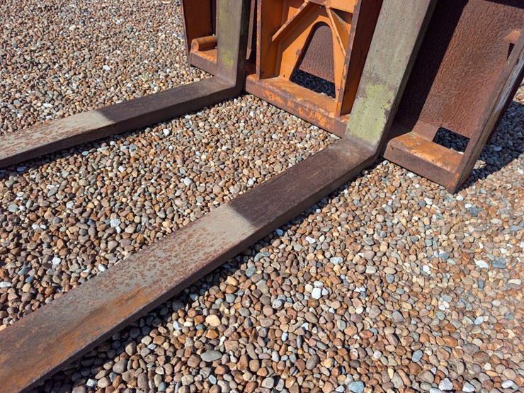 lull-pallet-forks-image-8