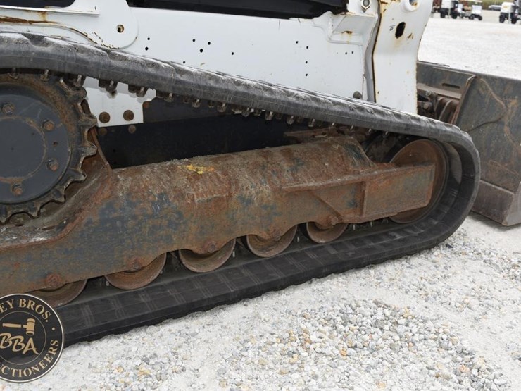 2016-bobcat-t770-image-43