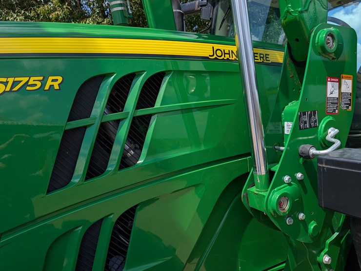 2015-john-deere-6175r-image-92