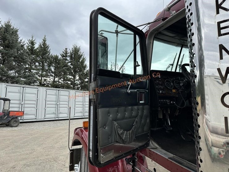 1995-kenworth-w900-image-44