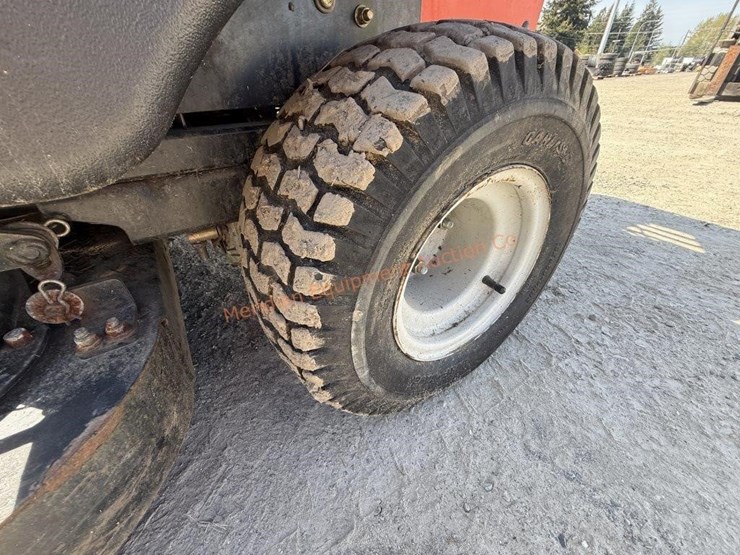 ariens-zoom-1640-zero-lawn-mower--non-operable-image-25