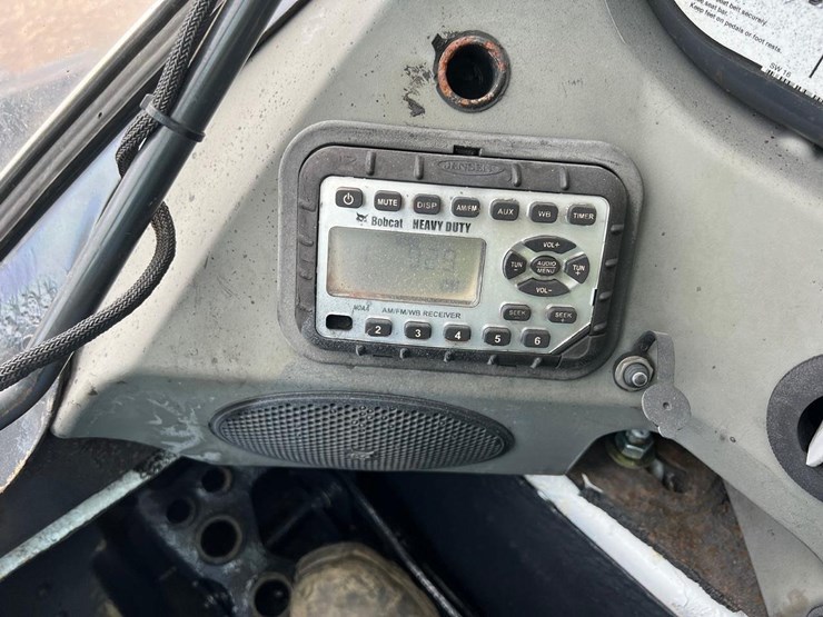 bobcat-s570-image-24