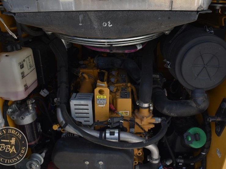2015-caterpillar-287d-image-35