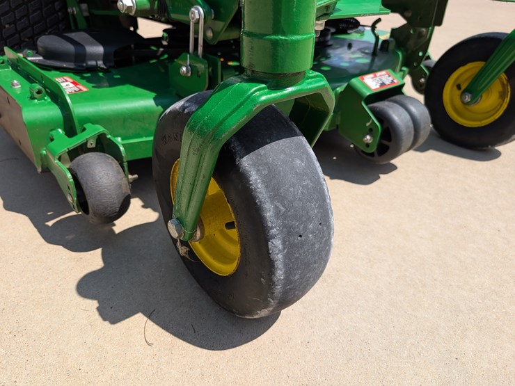 2019-john-deere-z915e-image-42