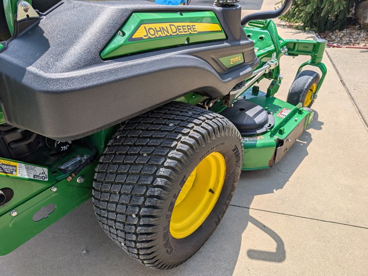 2019-john-deere-z915e-image-27