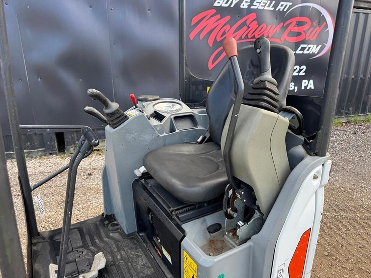 2023-bobcat-e20-image-21