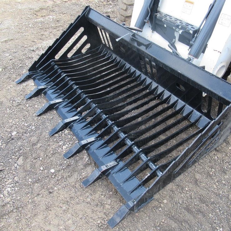 Wildcat 72" Skid Steer Skeleton Tooth Bucket