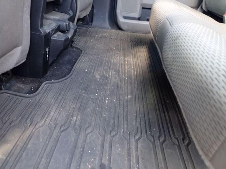 2018-ford-f150-xlt-image-32