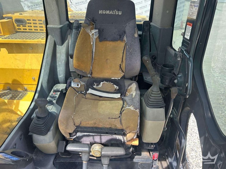 komatsu-pc138us-lc-11-image-14