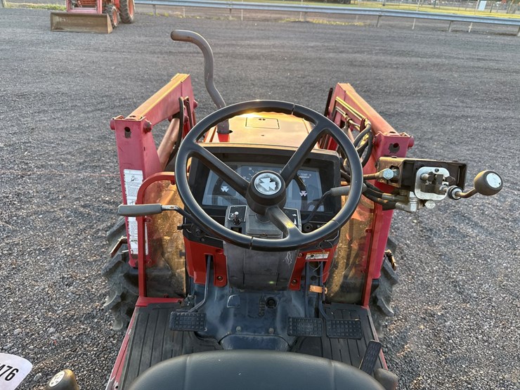 massey-ferguson-1260-image-13