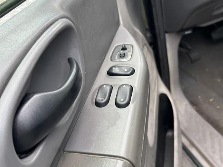 2002-ford-f150-xlt-image-7