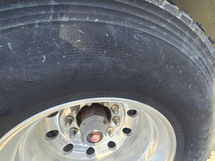 2016-kenworth-t880-image-53