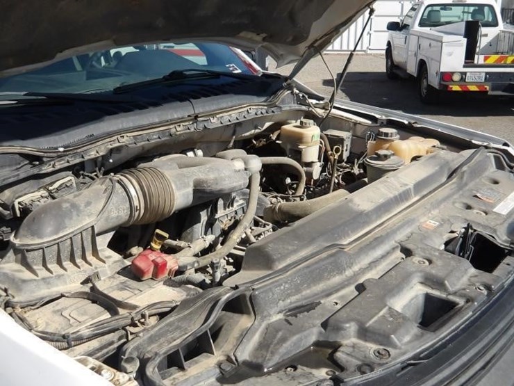 2017-ford-f550-image-9