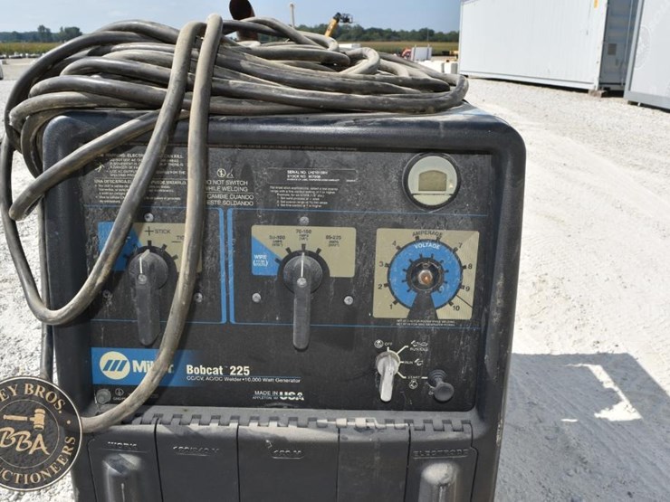 miller-bobcat-225-image-11