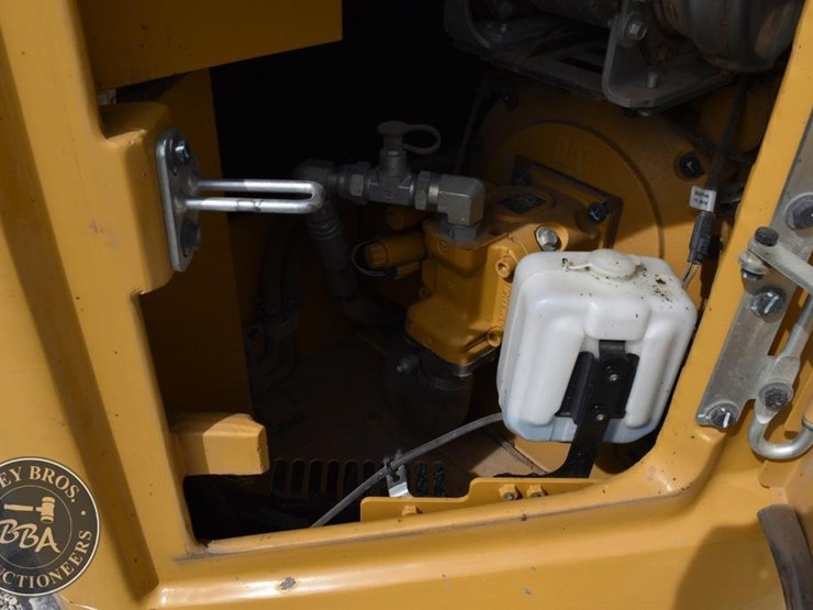 2019-caterpillar-308-cr-image-59
