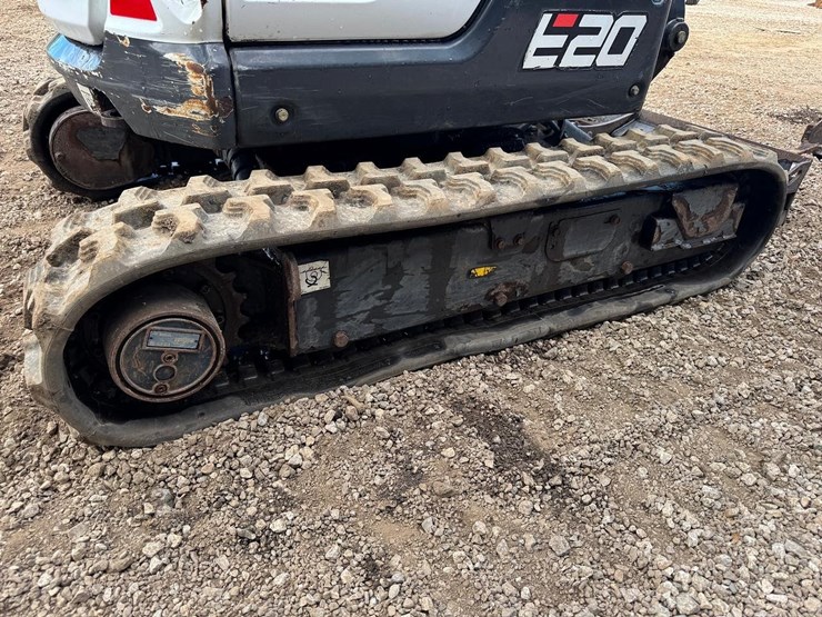 2023-bobcat-e20-image-18