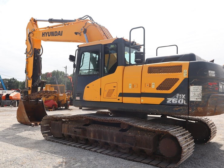 2019-hyundai-hx260l-image-3