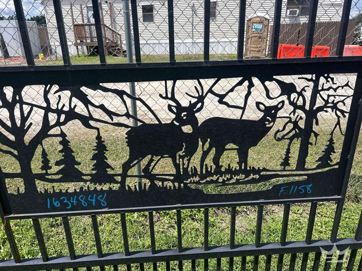 2026-20ft.-bi-parting-iron-gate-deer-style-image-1