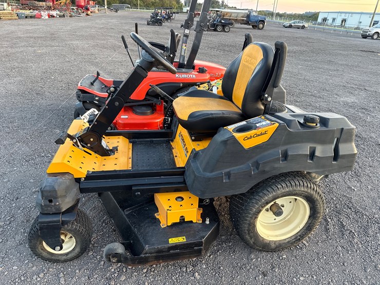 #17368-•-cubcadet-z-force-sx-zero-turn-mower-image-10