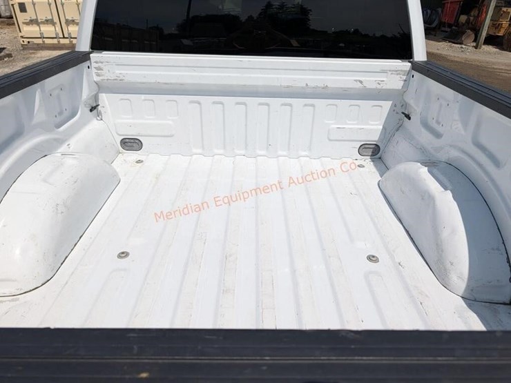 2016-ford-f150-xlt-image-10