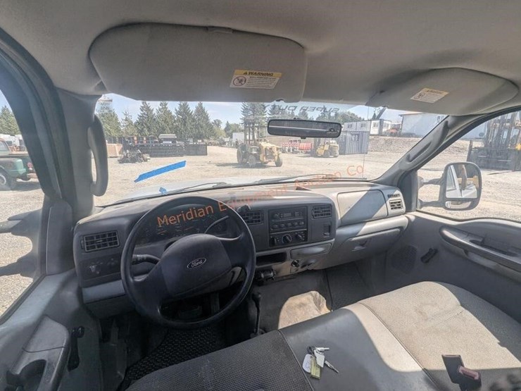 2004-ford-f350-image-17