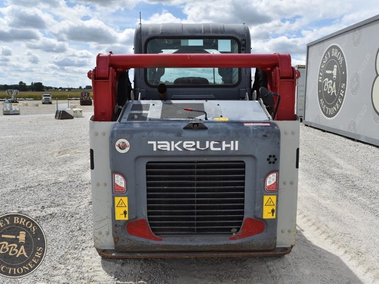 2022-takeuchi-tl10v2-image-5