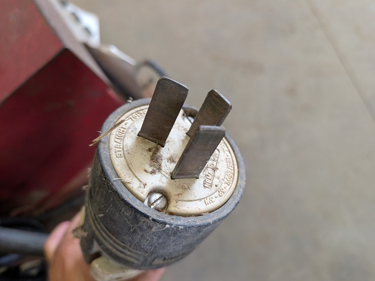 century-arc-welder-image-5