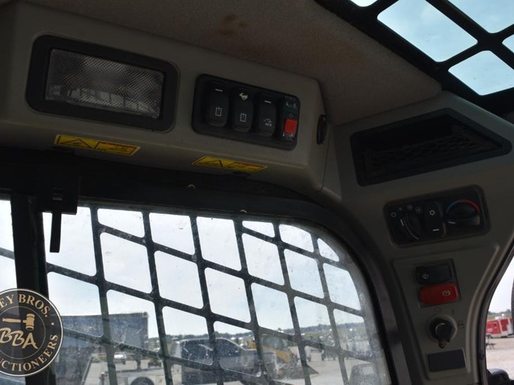 2022-caterpillar-289d3-image-55