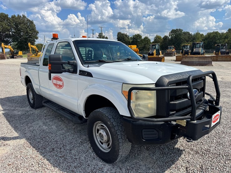 2011-ford-f250-image-8