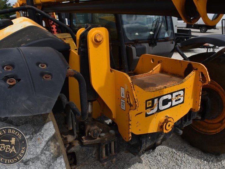 jcb-509-42-image-17