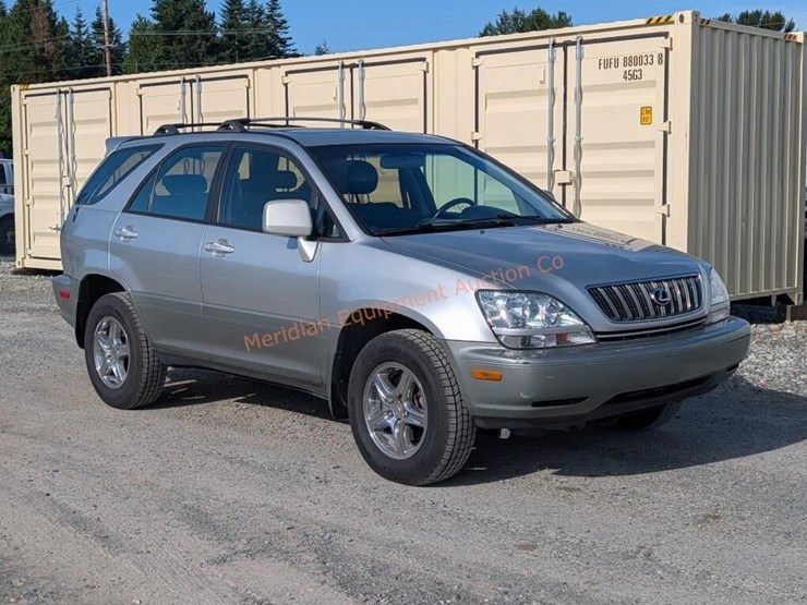2001-lexus-rx300-image-1