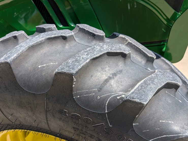 2015-john-deere-6175r-image-52
