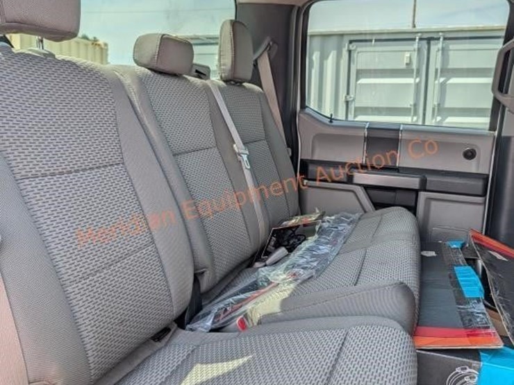 2016-ford-f150-xlt-image-39