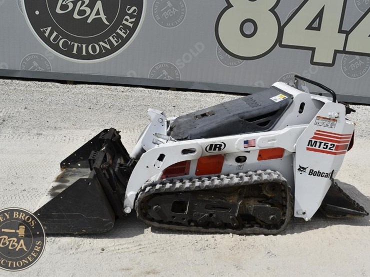 bobcat-mt52-image-2