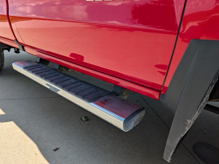 2018-chevrolet-2500hd-image-60