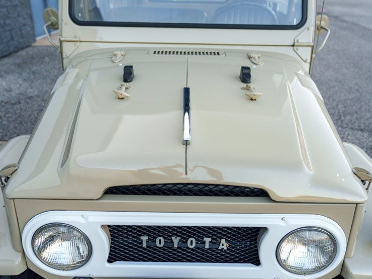 1969-toyota-landcruiser-image-38