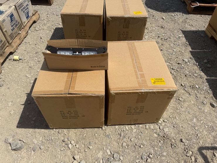 #10509-•-lot-of-(2)-boxes-of-spartan-mower-lights-inv#10509-image-2