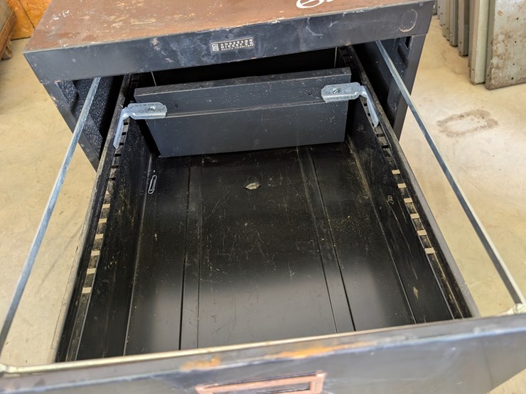 anderson-hickey-co.-2-draw-file-cabinet-image-5