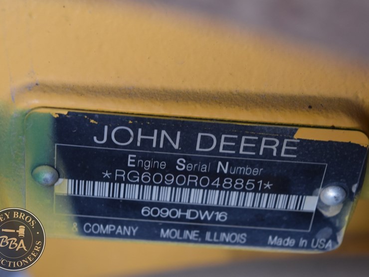 2010-deere-670g-image-36