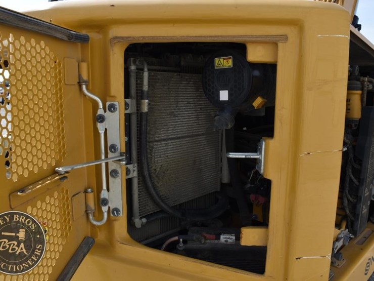 2019-caterpillar-308-cr-image-51
