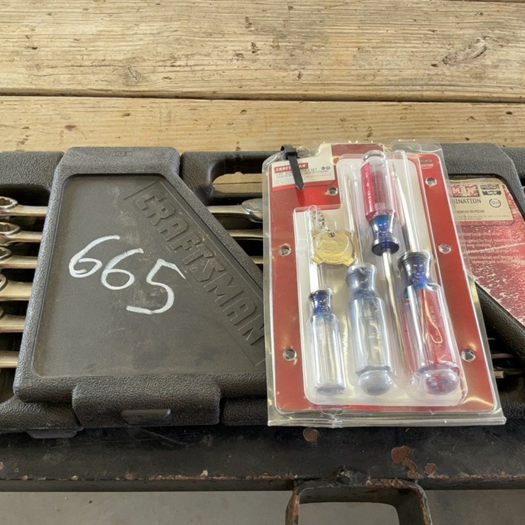 Craftsman standard combination wrench set and screwdriver set