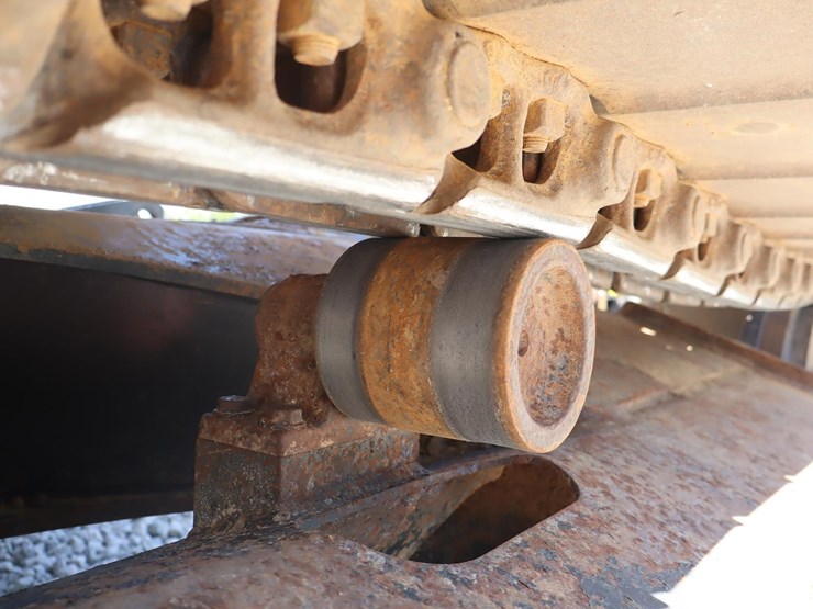komatsu-pc138us-lc-image-22