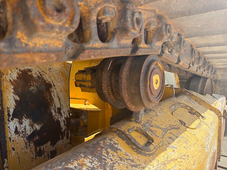 2020-deere-655k-image-19