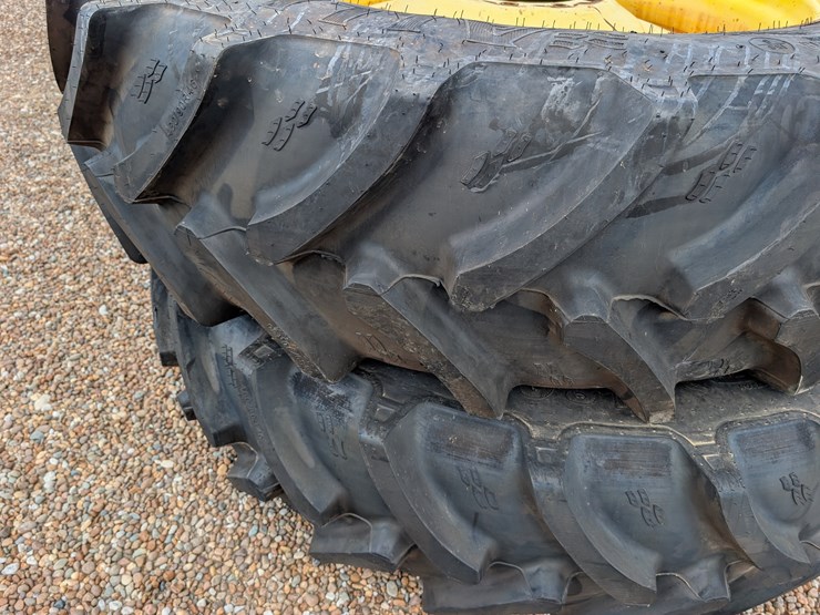 2015-john-deere-6175r-image-102