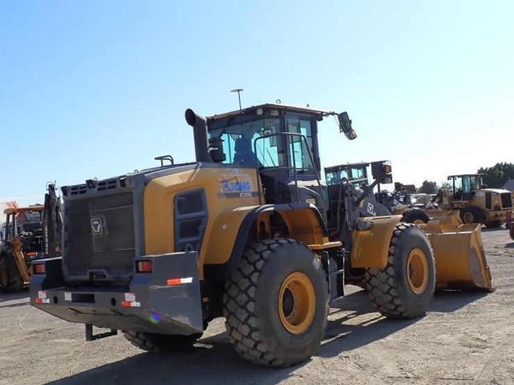 2022-xcmg-xc958u-image-3