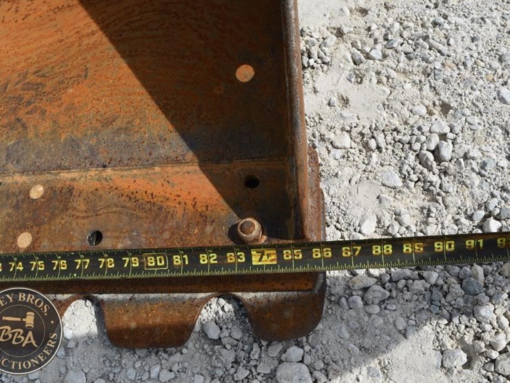 2024-caterpillar-255-image-25