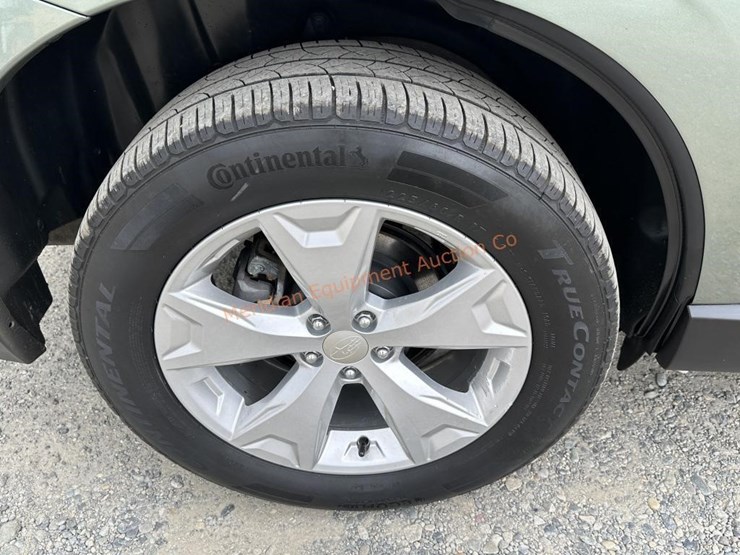 2015-subaru-forester-image-13